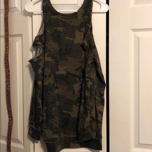 Long sleeve cold shoulder sweatshirt